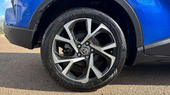 Toyota C-HR 1.8 Hybrid Dynamic 5dr CVT