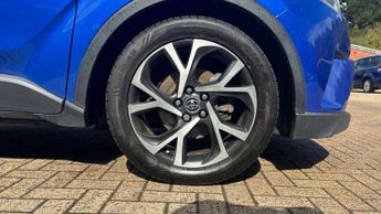 Toyota C-HR 1.8 Hybrid Dynamic 5dr CVT