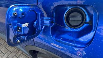 Toyota C-HR 1.8 Hybrid Dynamic 5dr CVT