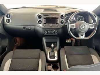 Volkswagen Tiguan 2.0 TDi BlueMotion Tech R-Line 5dr DSG