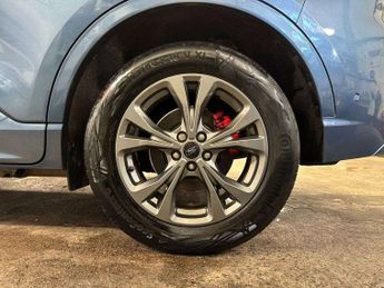 Ford Kuga 2.5 PHEV ST-Line 5dr CVT