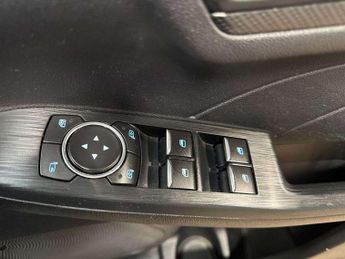 Ford Kuga 2.5 PHEV ST-Line 5dr CVT