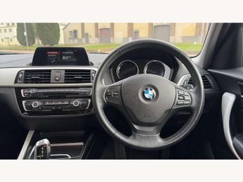 BMW 1 Series 118i [1.5] SE 5dr [Nav/Servotronic] Step Auto