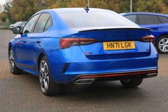 Skoda Octavia vRS 1.4 TSI iV vRS 5dr DSG