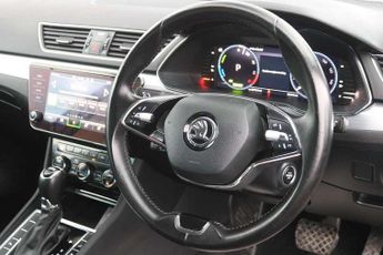 Skoda Superb 1.4 TSI iV SE Technology DSG 5dr
