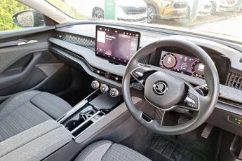Skoda Superb Estate 2.0 TDI SE Technology 5dr DSG
