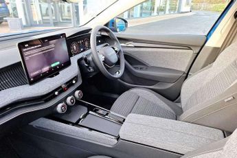 Skoda Superb Estate 2.0 TDI SE Technology 5dr DSG