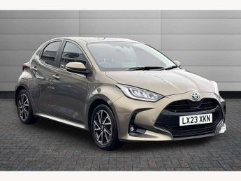 Toyota Yaris 1.5 Hybrid Design 5dr CVT