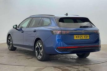 Volkswagen Passat Estate 1.5 TSI eHybrid R-Line 5dr DSG