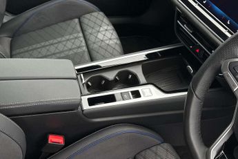 Volkswagen Passat Estate 1.5 TSI eHybrid R-Line 5dr DSG