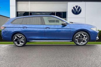 Volkswagen Passat Estate 1.5 TSI eHybrid R-Line 5dr DSG