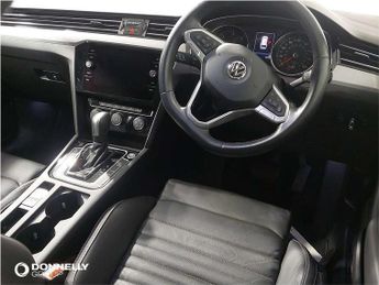 Volkswagen Passat Estate 1.6 TDI SEL 5dr DSG
