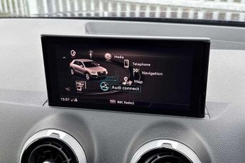 Audi Q2 35 TFSI Black Edition 5dr S Tronic