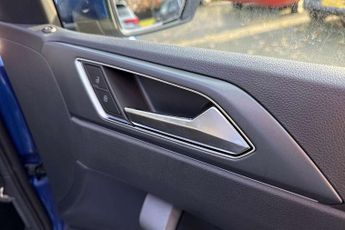 Volkswagen Polo 1.0 TSI 115 R-Line 5dr DSG