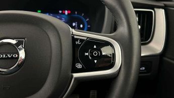 Volvo XC60 2.0 B4D R DESIGN 5dr AWD Geartronic