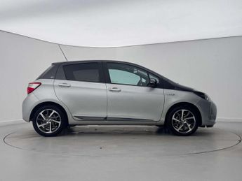 Toyota Yaris 1.5 Hybrid Y20 5dr CVT [Bi-tone]