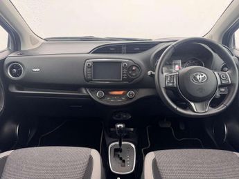 Toyota Yaris 1.5 Hybrid Y20 5dr CVT [Bi-tone]
