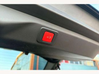 Peugeot 3008 1.2 Hybrid 136 GT 5dr e-DSC6