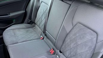 Volkswagen Golf 1.4 TSI eHybrid Style 5dr DSG