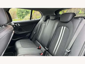 BMW 1 Series 118i [136] Sport 5dr Step Auto [Live Cockpit Pro]
