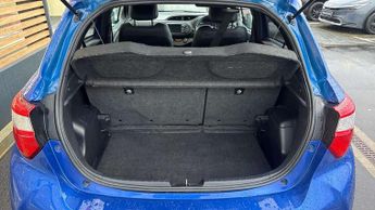 Toyota Yaris 1.5 Hybrid Excel 5dr CVT