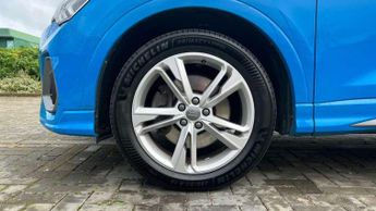 Audi Q3 40 TDI Quattro S Line 5dr S Tronic