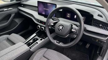 Skoda Superb Estate 1.5 TSI e-TEC SE Technology 5dr DSG