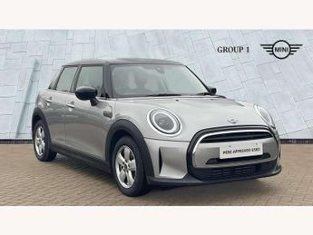 MINI Hatch 1.5 Cooper Classic 5dr Auto [Comfort/Nav Pack]