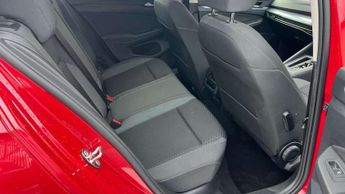 Volkswagen Golf 1.5 eTSI 150 Active 5dr DSG