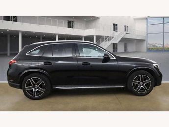 Mercedes-Benz GLC GLC 300 4Matic AMG Line 5dr 9G-Tronic