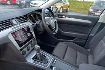 Volkswagen Passat 1.4 TSI 150 SE Business 4dr DSG
