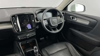 Volvo XC40 2.0 B4P Inscription 5dr Auto