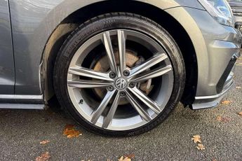 Volkswagen Golf 1.5 TSI EVO 150 R-Line 5dr DSG