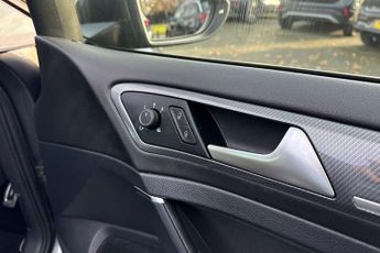 Volkswagen Golf 1.5 TSI EVO 150 R-Line 5dr DSG