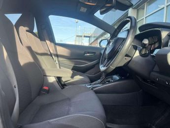 Toyota Corolla 1.8 VVT-i Hybrid Design 5dr CVT