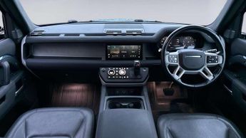Land Rover Defender 3.0 D250 Hard Top SE Auto