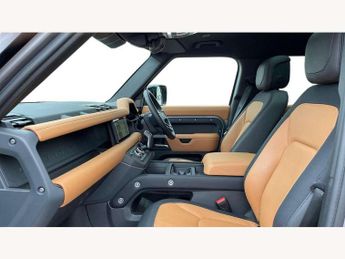 Land Rover Defender 3.0 D250 X-Dynamic SE 110 5dr Auto