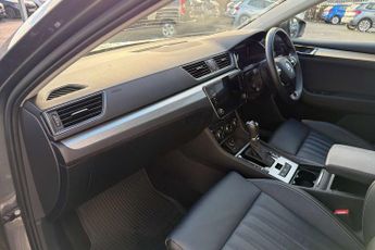 Skoda Superb Estate 1.4 TSI iV SE Technology DSG 5dr