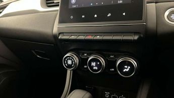 Renault Captur 1.3 TCE 130 Iconic 5dr EDC