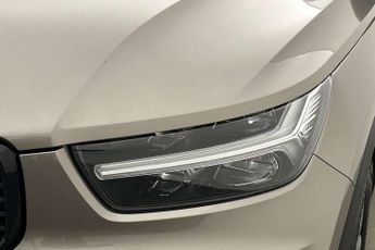 Volvo XC40 2.0 B4P R DESIGN 5dr Auto