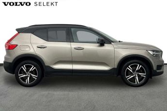 Volvo XC40 2.0 B4P R DESIGN 5dr Auto
