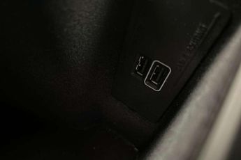 Volvo XC90 2.0 B5D [235] R DESIGN 5dr AWD Geartronic