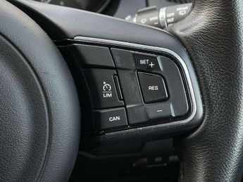 Jaguar E-Pace 2.0d [180] SE 5dr Auto