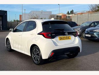 Toyota Yaris 1.5 Hybrid Design 5dr CVT