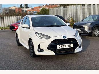 Toyota Yaris 1.5 Hybrid Design 5dr CVT