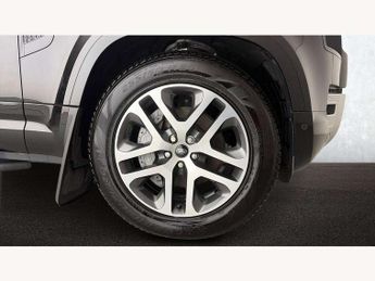 Land Rover Defender 2.0 P400e XS Edition 110 5dr Auto