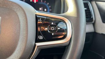Volvo XC90 2.0 B5P [250] Plus Dark 5dr AWD Geartronic