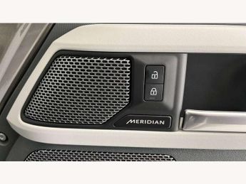 Land Rover Defender 2.0 P400e XS Edition 110 5dr Auto