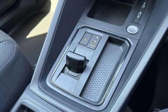 Volkswagen Caddy 2.0 TDI 122PS Commerce Pro Van DSG [Tech Pack]