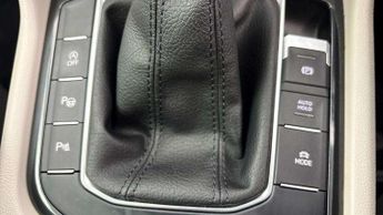 Volkswagen Tiguan 2.0 TDI Elegance 5dr DSG